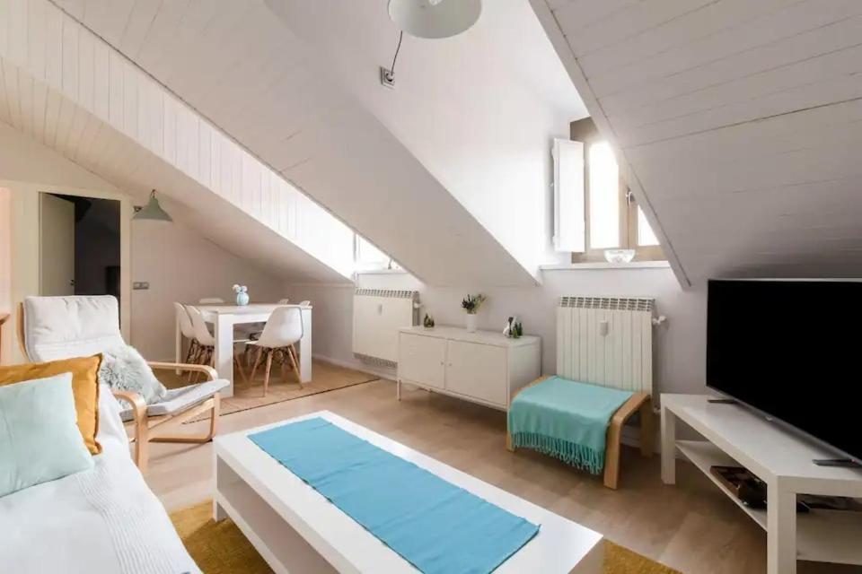 Precioso Atico Duplex En Vielha Para 6 Pax Exteriör bild